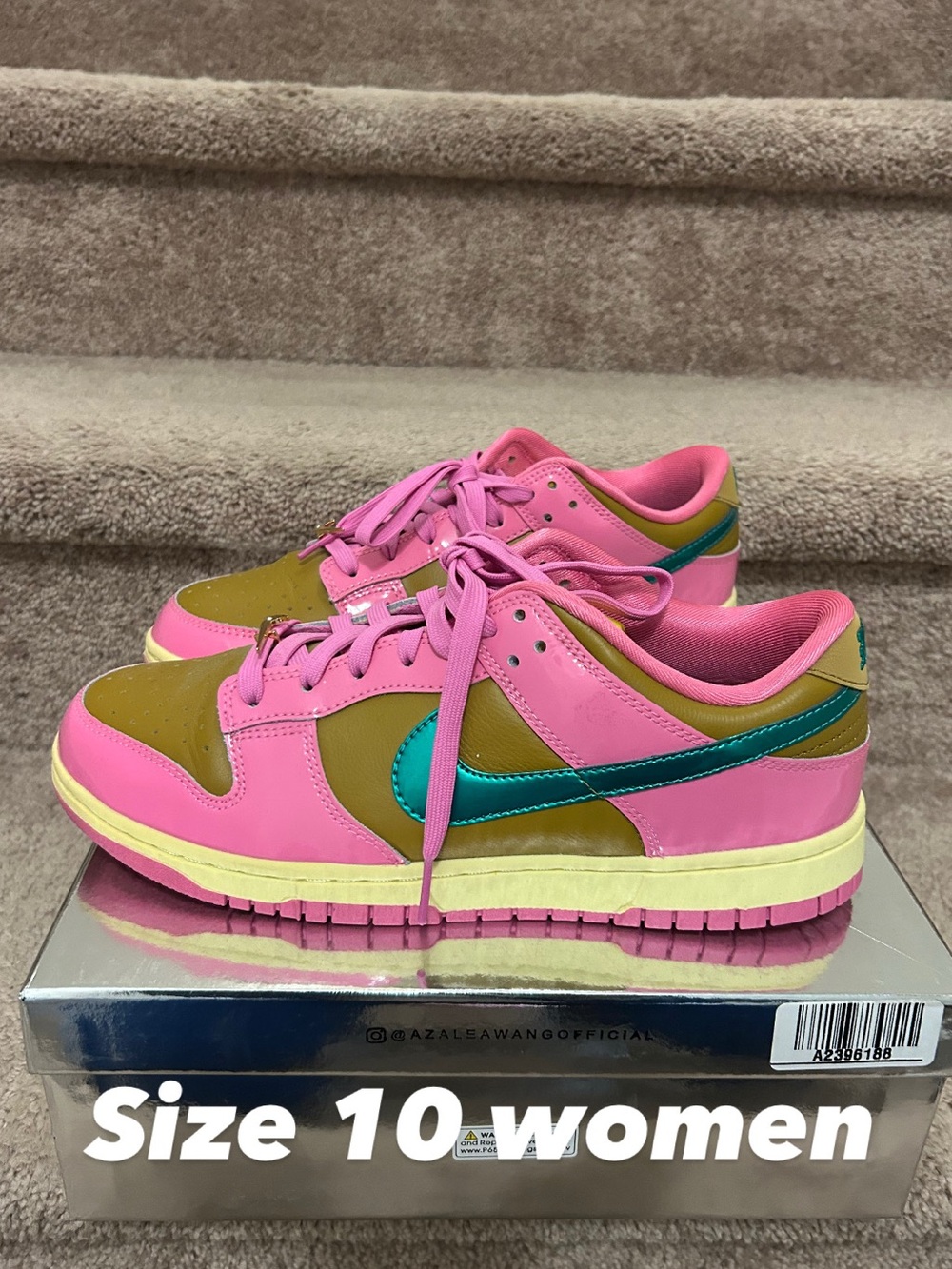 Nike Women's Low-Top Sneakers - Pink, Olive & Teal Accent